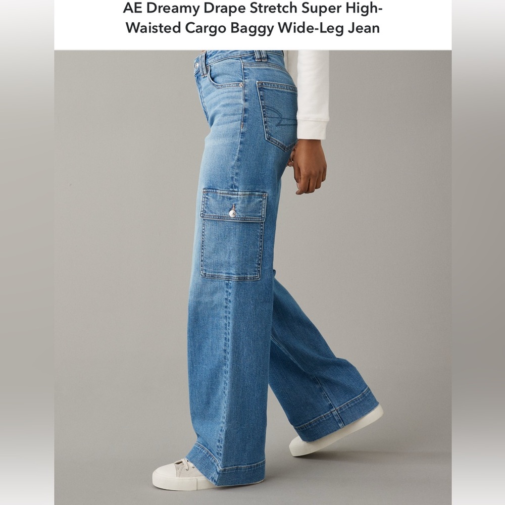 NWT -  AE Dreamy Drape Super High-Waisted Cargo Baggy Wide-Leg Jean Sz16